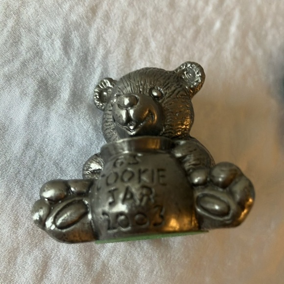 Pewter Figurines- Monkey (2002), Bear (2003), Ladybug (2004), Cat (2005) Vintage - Picture 3 of 16